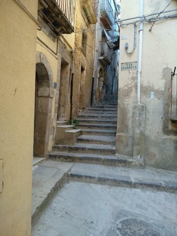 Apartmán La Casa Di Bianca Caltagirone Exteriér fotografie
