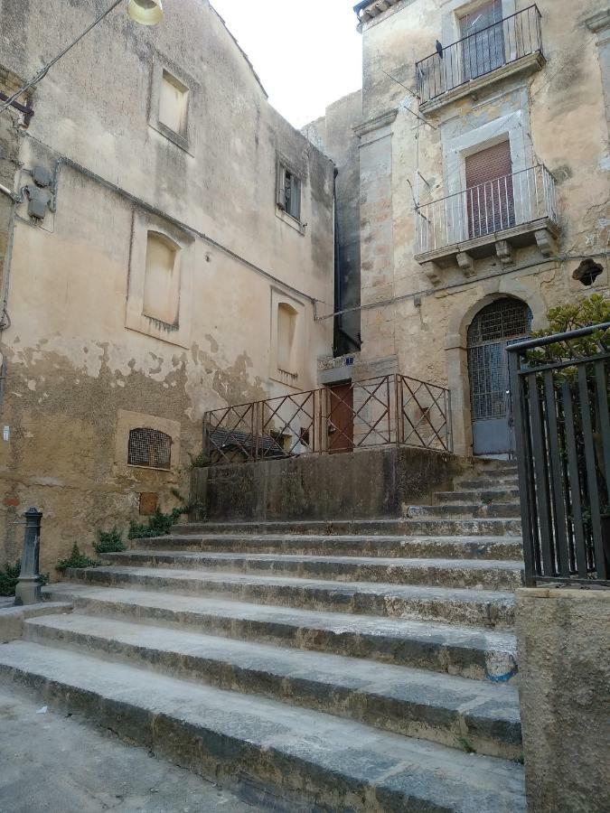 Apartmán La Casa Di Bianca Caltagirone Exteriér fotografie